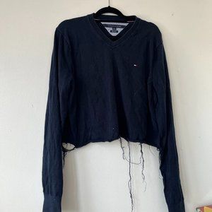 Cropped Distressed Tommy Hilfiger crop